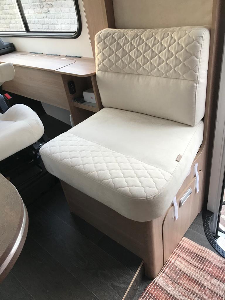 Rivestimento e riparazione sedili Aguti Motorhome